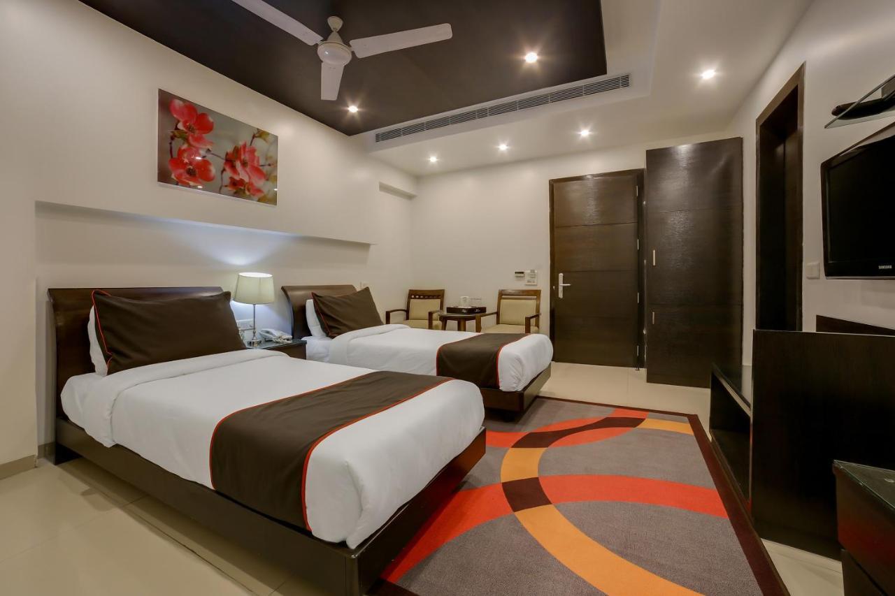 新德里 Townhouse Oak Safdarjung酒店 外观 照片